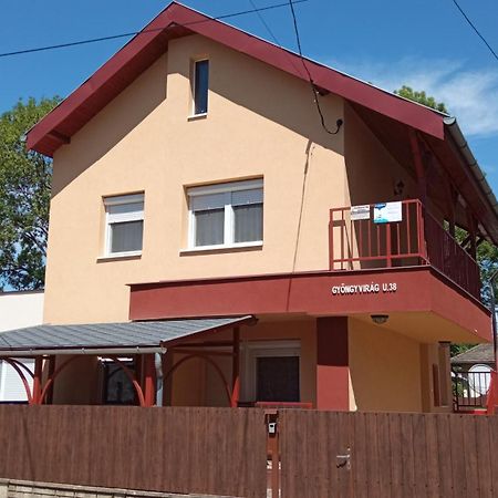 Gyoengyvirag Apartmanhaz Hajdúszoboszló Exteriér fotografie