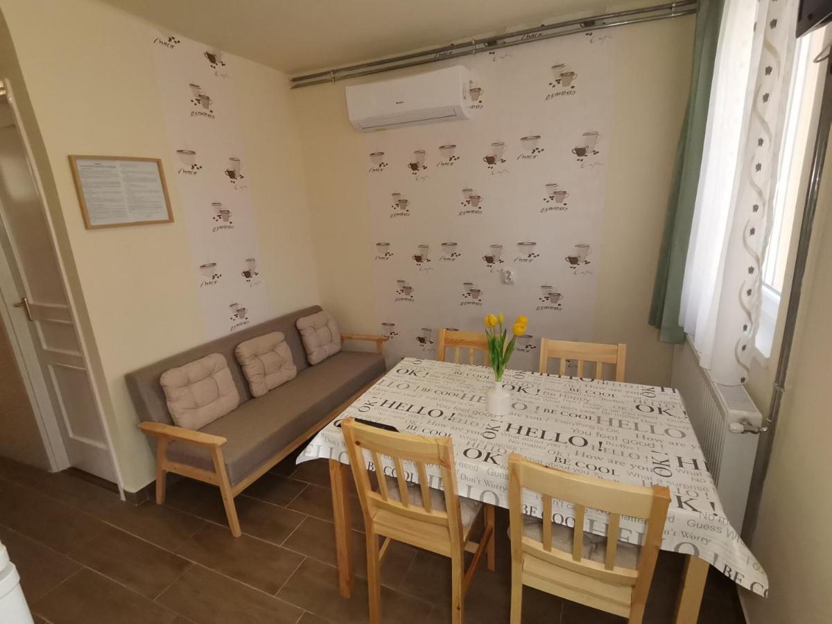 Gyoengyvirag Apartmanhaz Hajdúszoboszló Exteriér fotografie