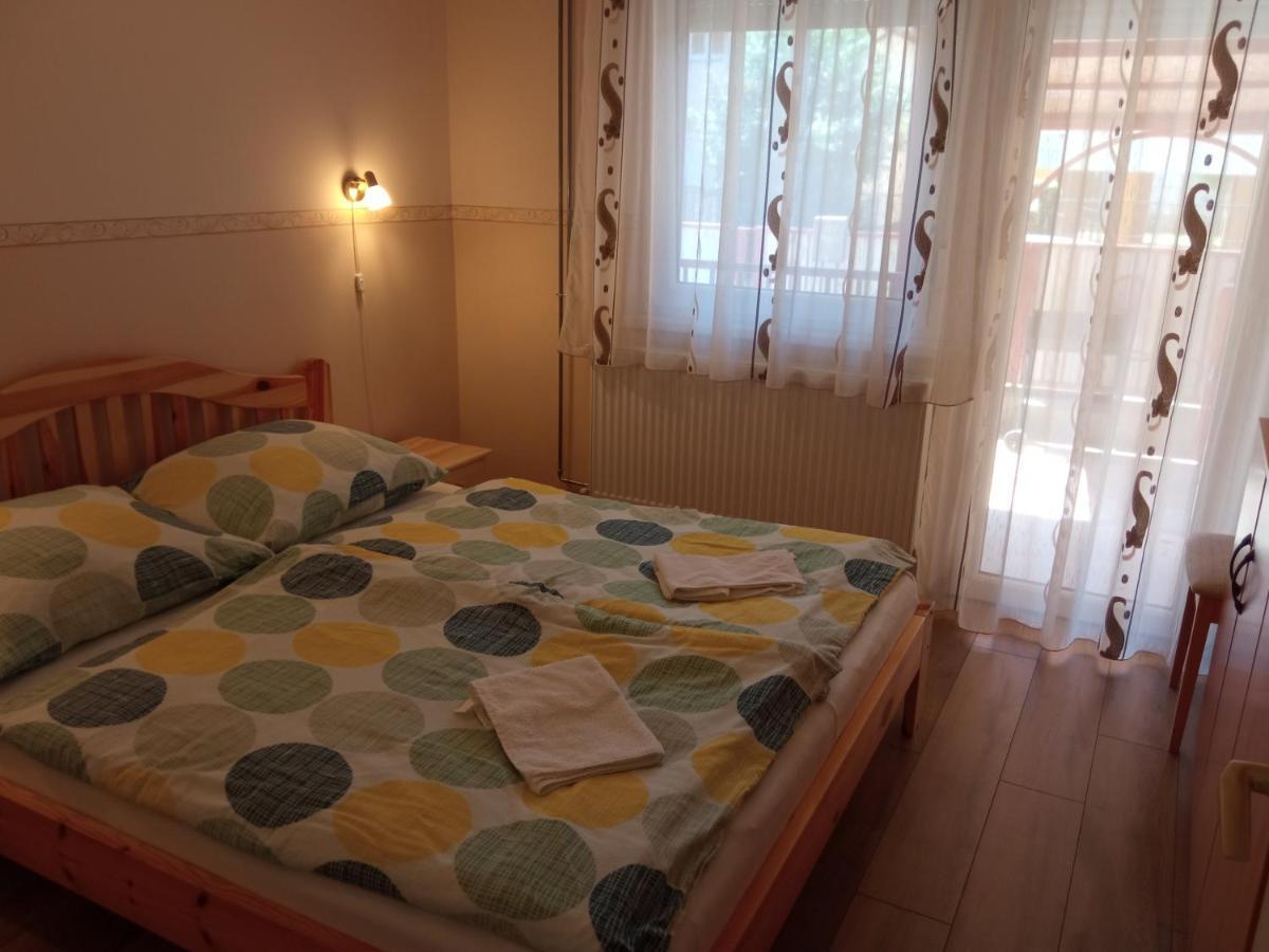 Gyoengyvirag Apartmanhaz Hajdúszoboszló Exteriér fotografie