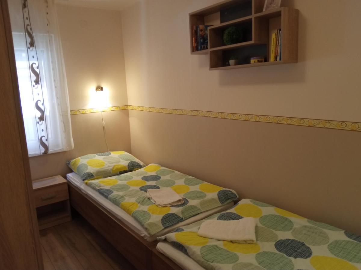 Gyoengyvirag Apartmanhaz Hajdúszoboszló Exteriér fotografie