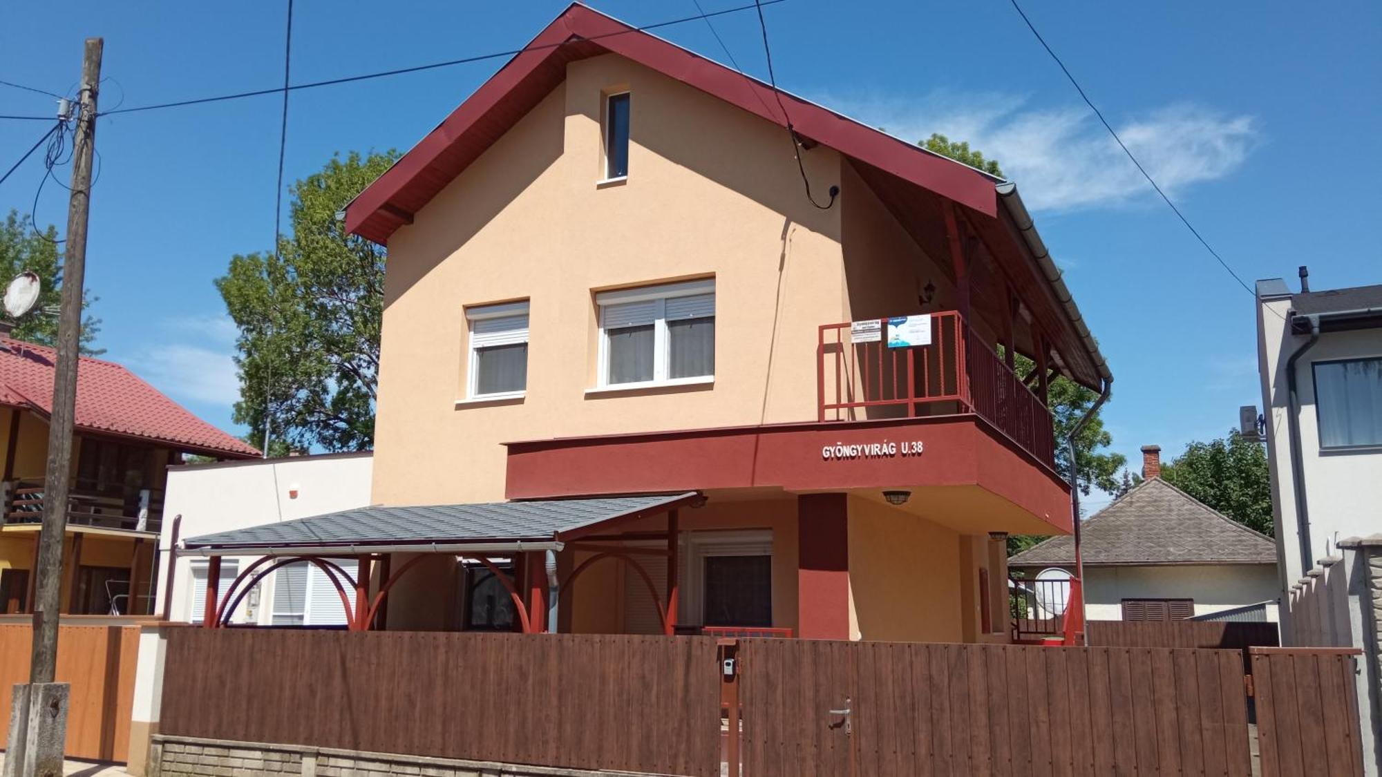 Gyoengyvirag Apartmanhaz Hajdúszoboszló Exteriér fotografie